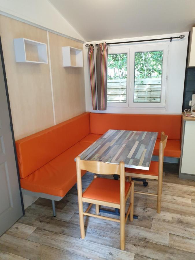 Camping Le Moulin Du Roy Revel  Eksteriør billede