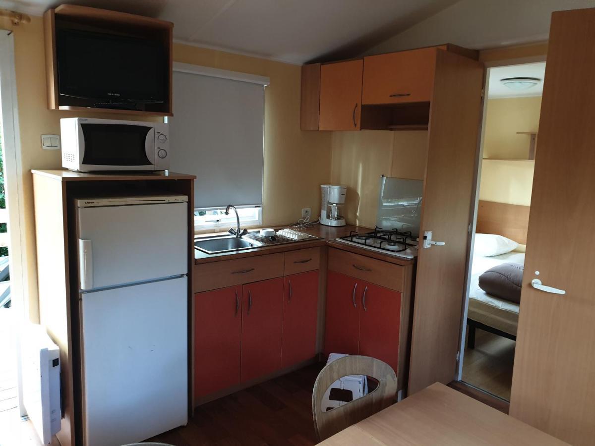 Camping Le Moulin Du Roy Revel  Eksteriør billede